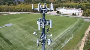 Монтаж трехгранной трубчатой башни связи 2