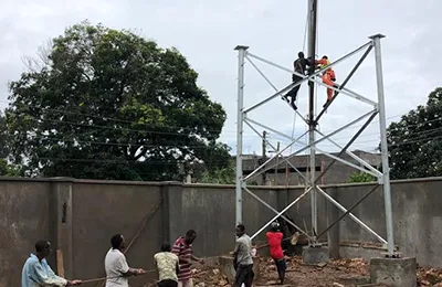 50-метровая трехгранная трубчатая мачта связи