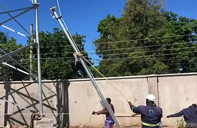 50-метровая трехгранная трубчатая мачта связи